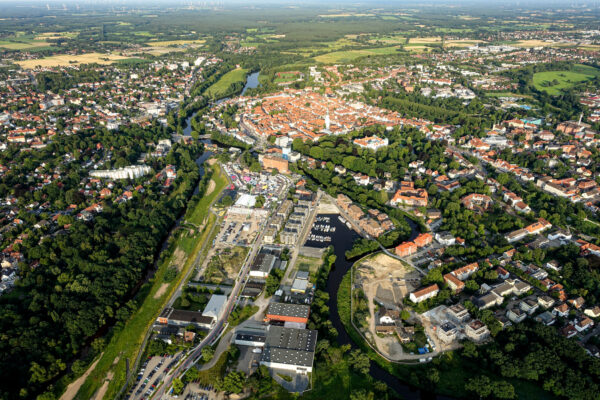 Emma über dem Schützenfest in Celle